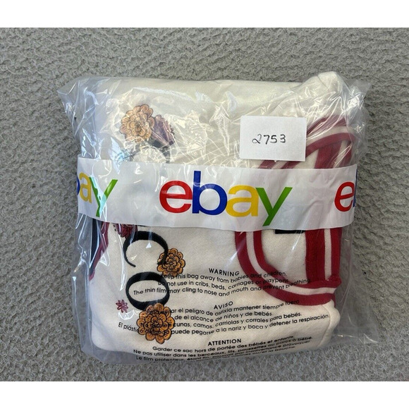 Disney Pixar Coco Sweatshirt Womens XS Oversized Embroidered‎ Crewneck - Picture 10 of 10